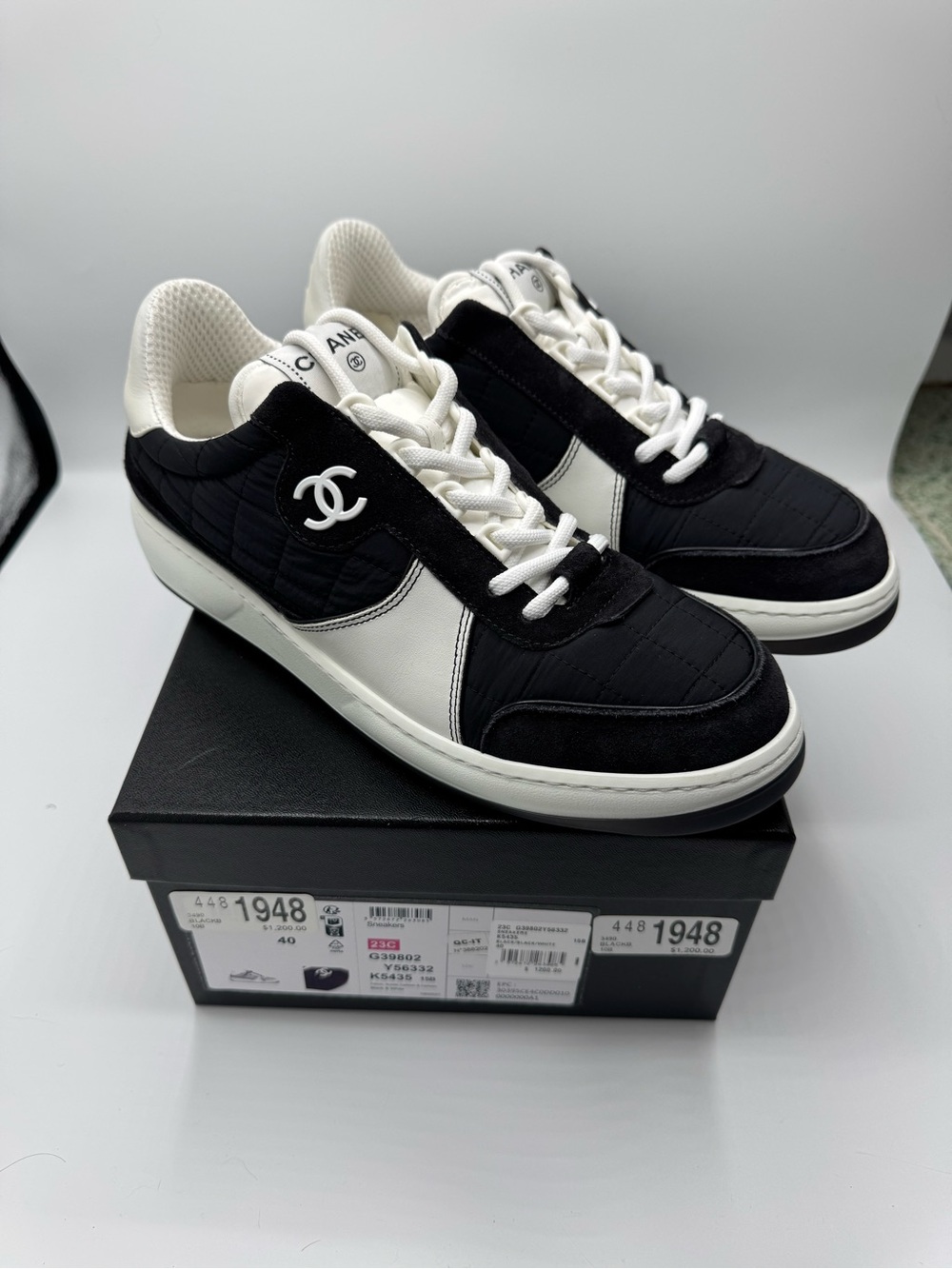 CHANEL Black and White Quilted CC Low-Top Sneakers